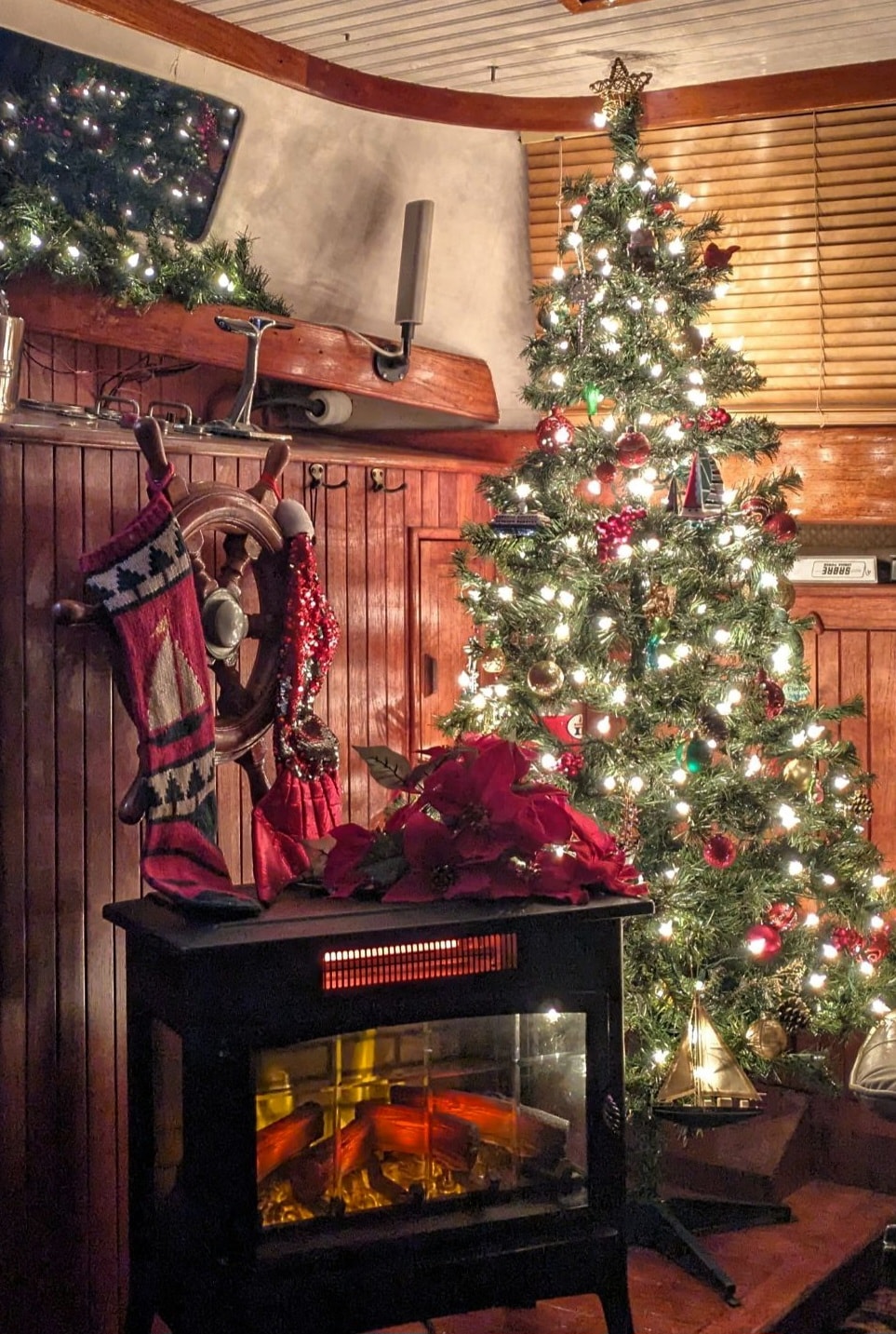 A Merry Christmas on Calypso